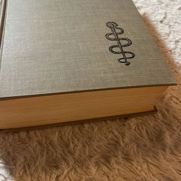 1960 the triumph of surgery book - Picture 3 of 7